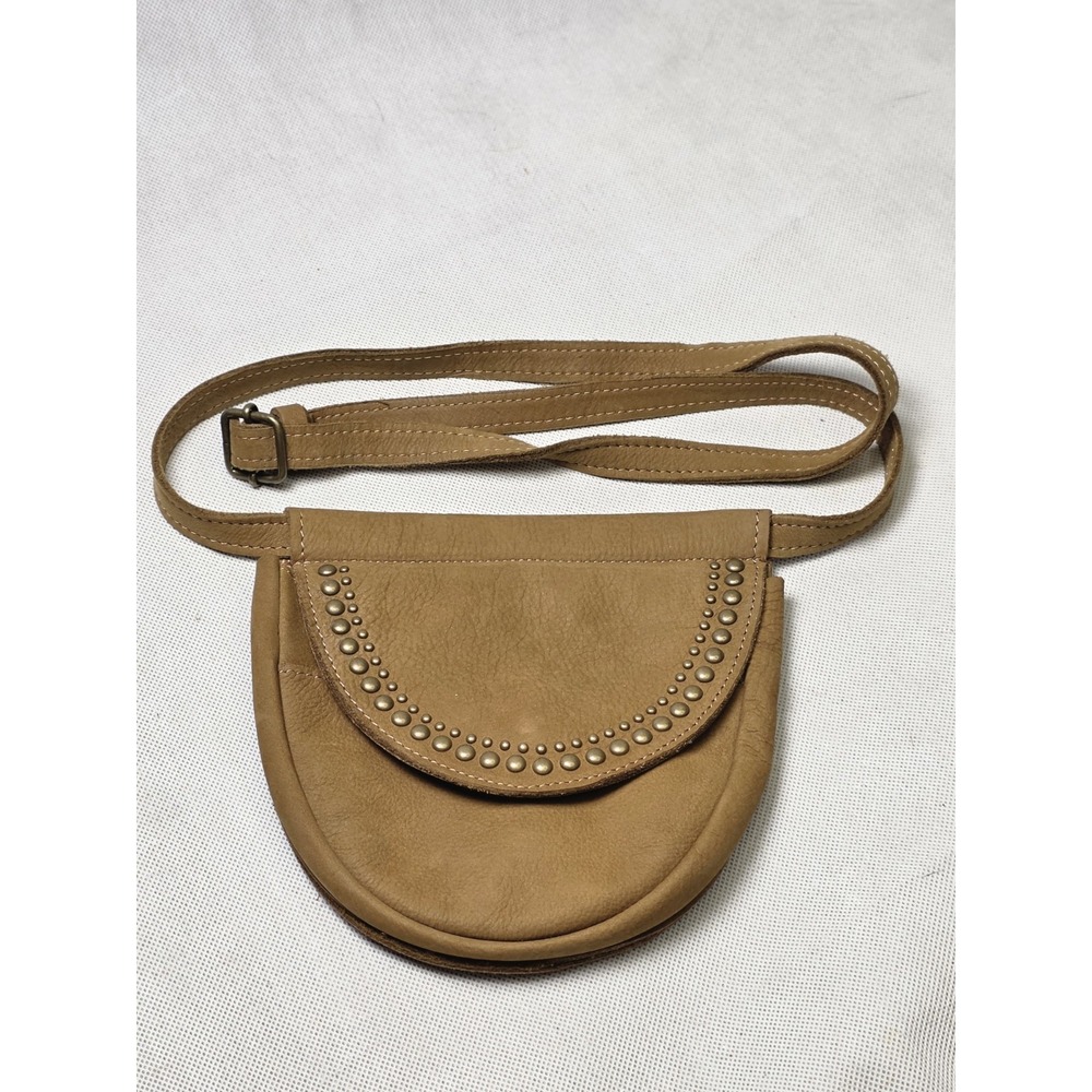 Sundance Wandering Spirit Bag Brown Italian Leather W/ Brass Studs Crossbody